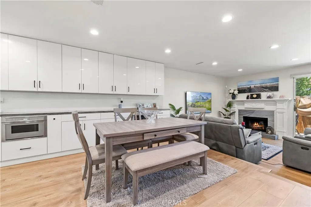 5602 Las Virgenes Road 79, Calabasas, California 91302 home-pic-10